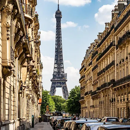 Moderne à Proche Arena Bercy * Paris